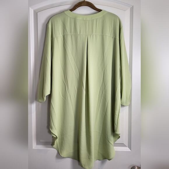 CATO Light Sage Green Solid V-Neck Top – Plus Size 18/20W or 2X - Picture 8 of 10